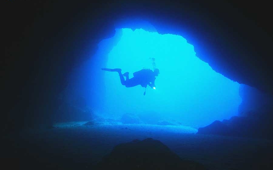 bucear en Menorca, diving in Menorca